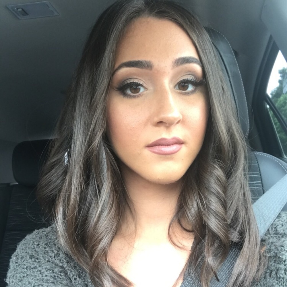 Meet your Posher, Dana